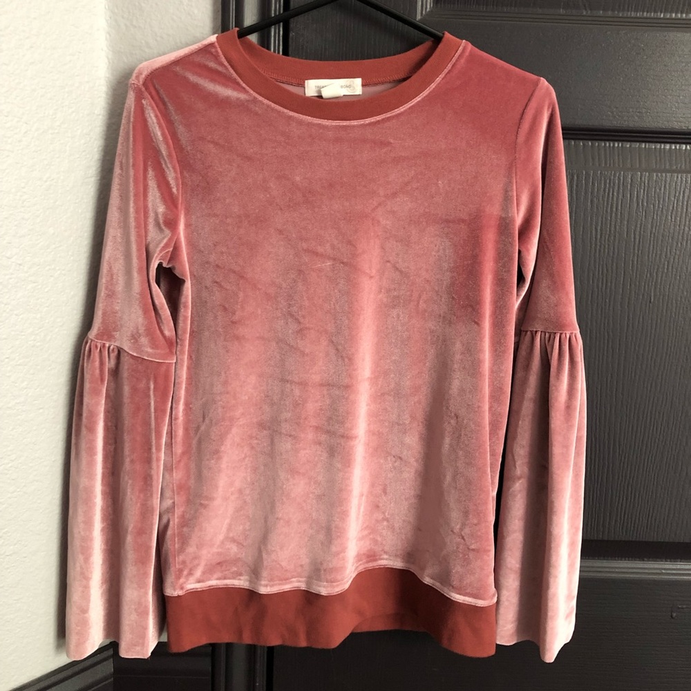 treasure & bond bell sleeve top